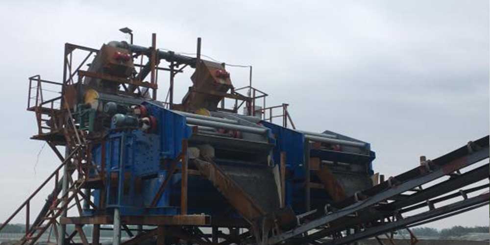 霍邱xx循環(huán)經(jīng)濟科技公司閉庫的鐵尾礦砂綜合再利用，每日獲利10萬元