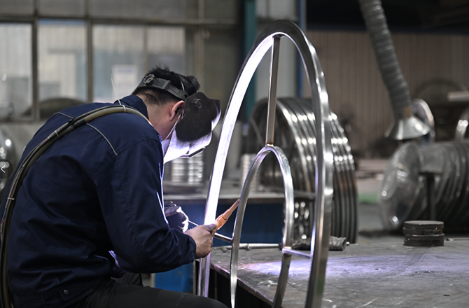 【 大河財(cái)立方】高服股份：科技創(chuàng)新促量變到質(zhì)變，不斷夯實(shí)精細(xì)篩分領(lǐng)域“護(hù)城河”