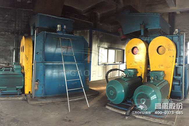 四齒輥破碎機(jī)客戶(hù)現(xiàn)場(chǎng)